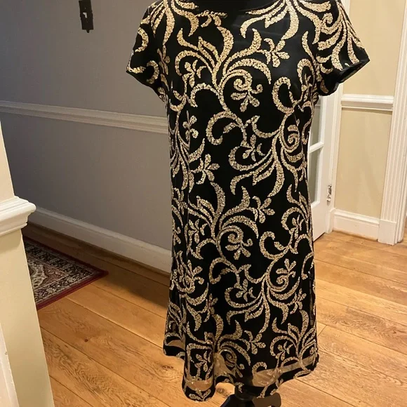 green emerald velvet dress Black & Gold Full Rhinestone Active Midi Dress M